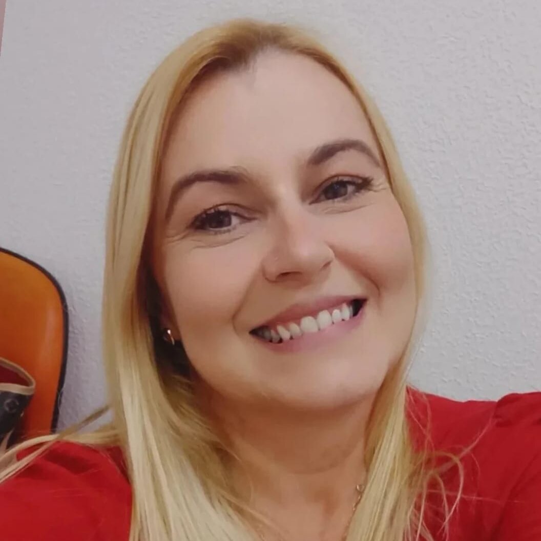 Dep 2 - Fabricia Pazzini